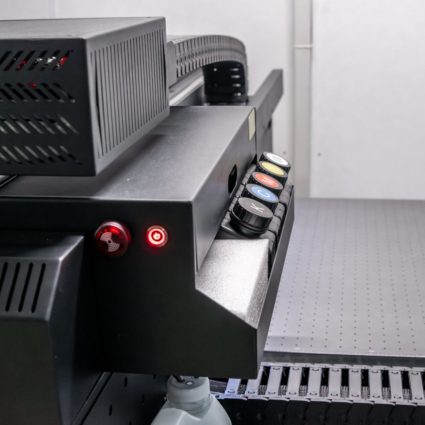 Junger gebrauchter UV-Drucker – 70x100cm | CMYK + Weiß